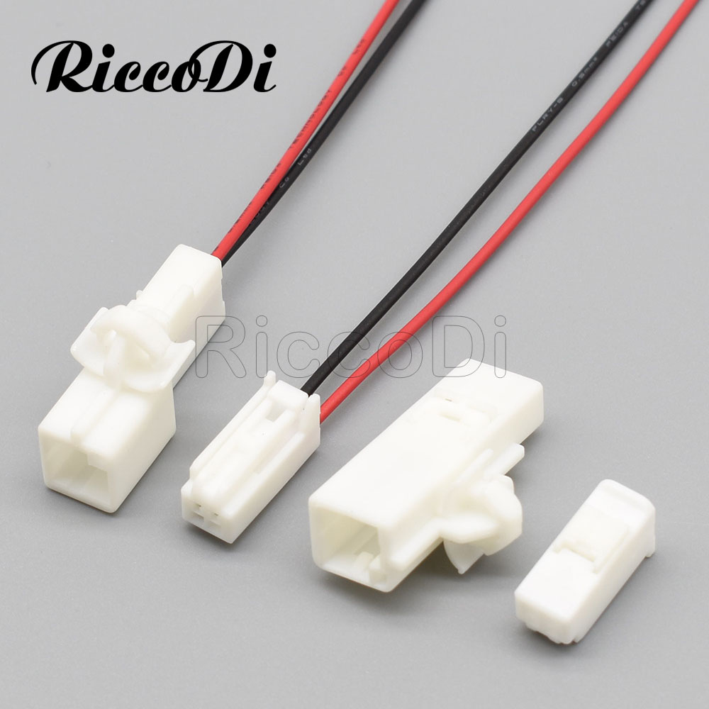 1 Set 1 Set 2 Pin Female Male 7282-5845 7283-5845 Auto Reader Coil Plug ...