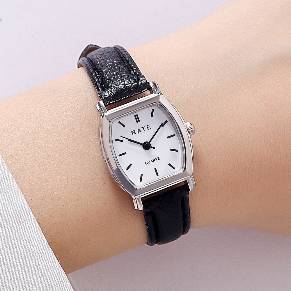 Minimalist Small Dial Leather Strap Quartz Watch