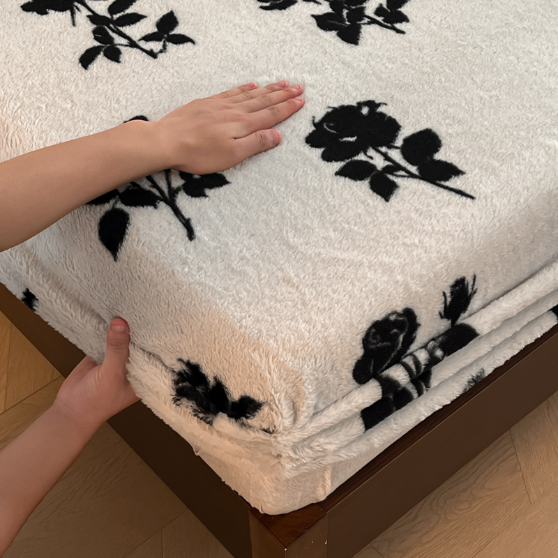 Sexy leopard print printed thick milk fleece Fitted Sheet Super Single