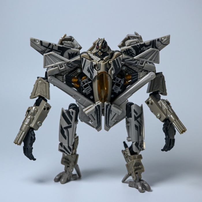 Transformers Revenge of the Fallen Movie Starscream Voyager Class 2009 ...