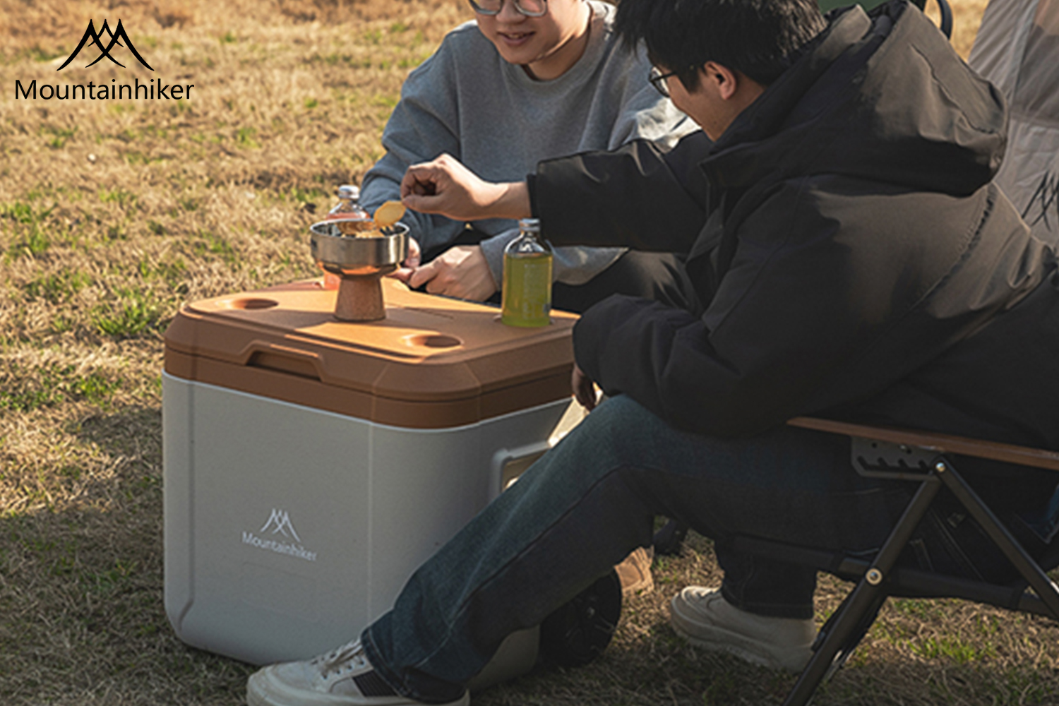 MOUNTAINHIKER Cooler Box Ice Box Ice Bucket with Roller for Camping ...