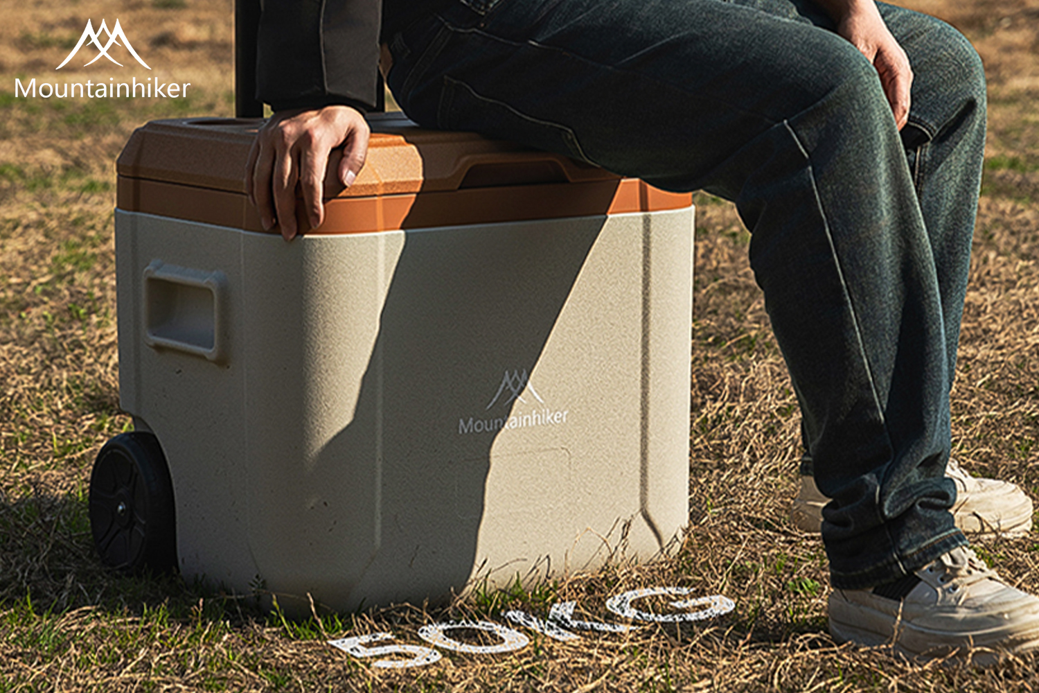MOUNTAINHIKER Cooler Box Ice Box Ice Bucket with Roller for Camping ...