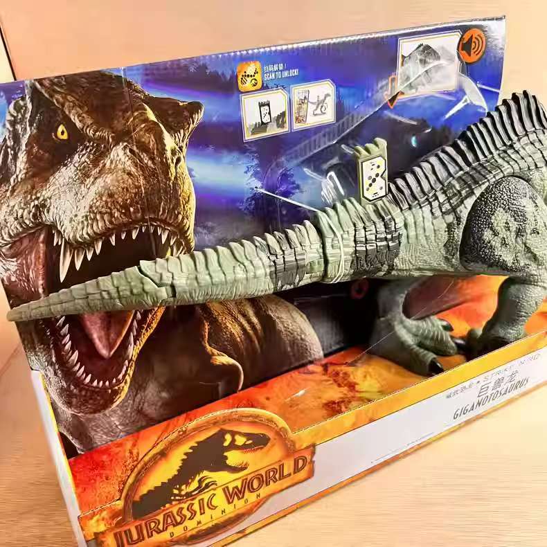 Jurassic World: Dominion Brullende Roofdieren Rajasaurus Vleesetende Dinosaurus, beweegbare actiefiguur met brullend geluid, bijtaanval met gestrekte nek, fysiek en digitaal speelplezier, 4 jaar