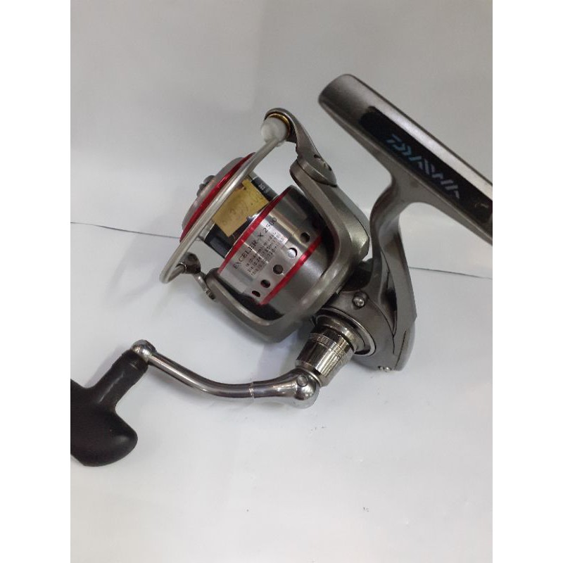 Daiwa Exceler X 1000 Spinning Reel : : Sports & Outdoors