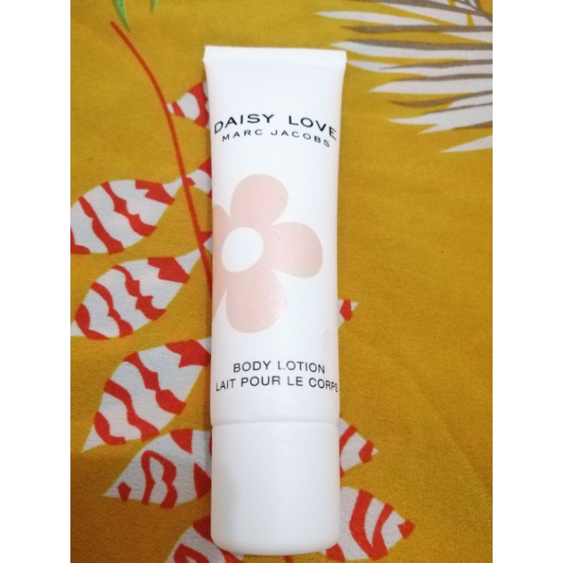 MARC JACOBS DAISY LOVE BODY LOTION 30ML