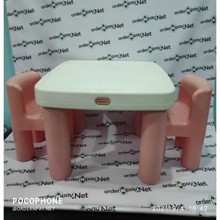 Little tikes table hot sale and chairs pink