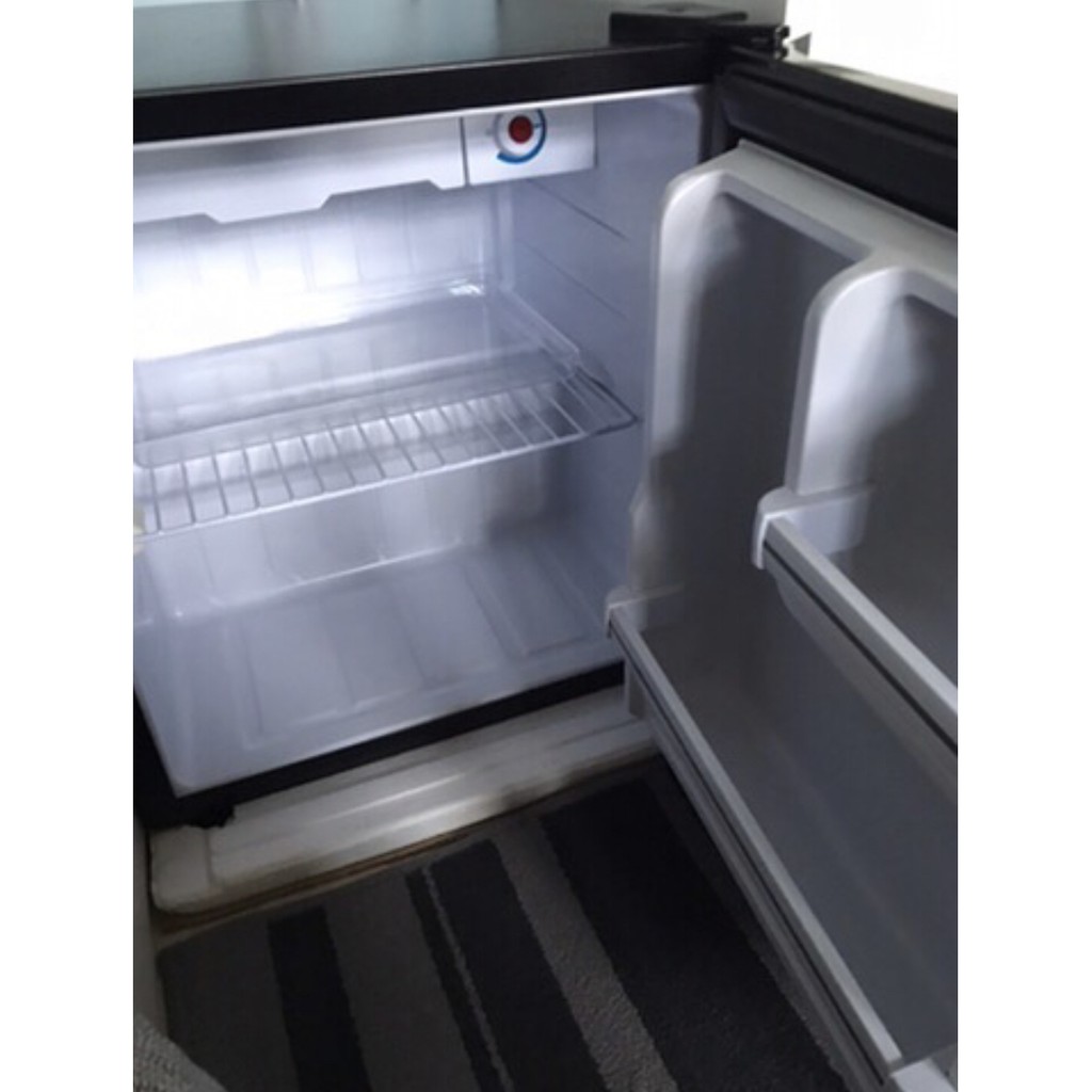 Sharp Mini Bar/Fridge (60L) SJM60MK | Shopee Malaysia