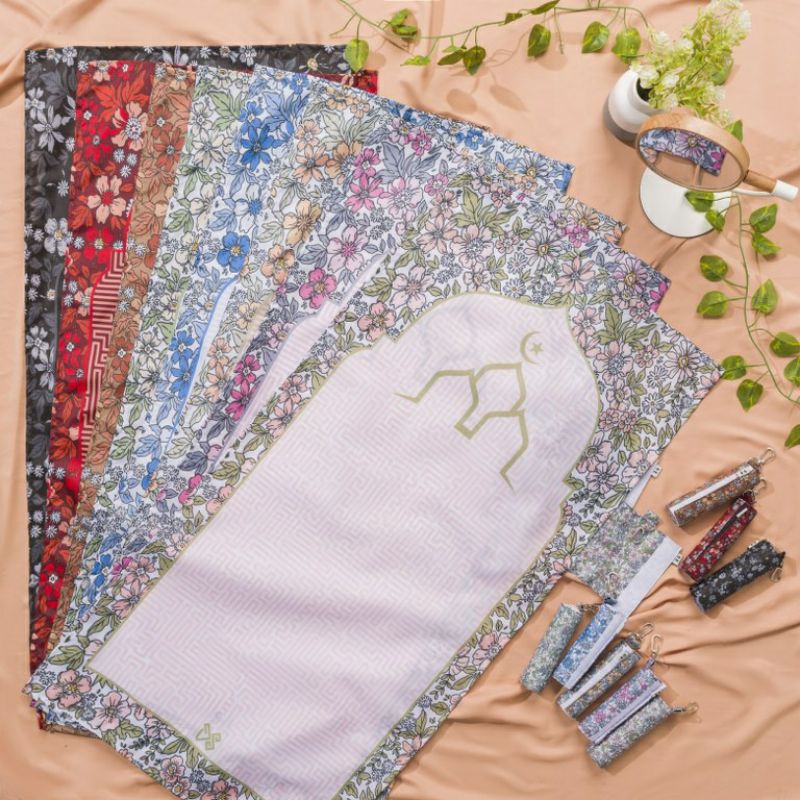 Waterproof prayer mat, smallest prayer mat, traveling prayer mat, plain ...
