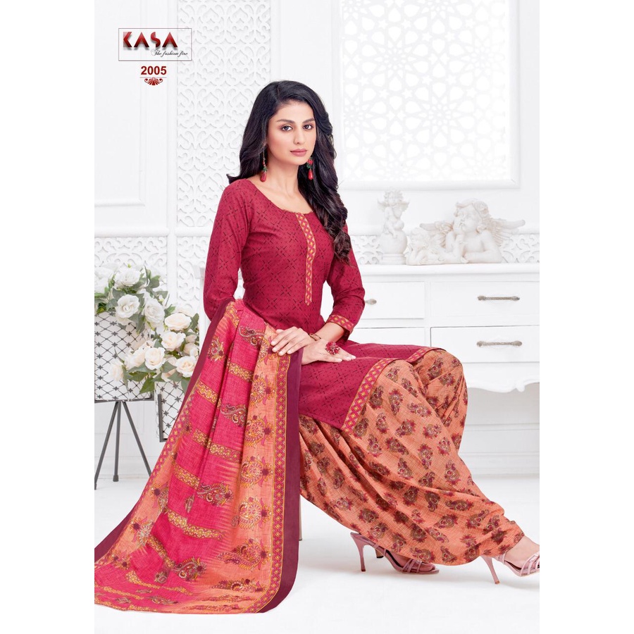 Women Cotton Blend Kurta Patiala Dupatta Set