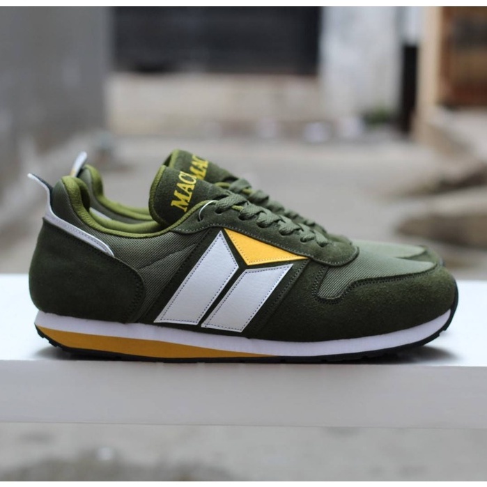Macbeth running shoes on sale