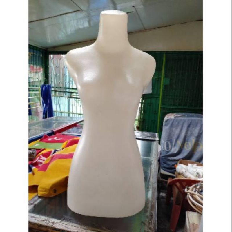 Used Mannequin Statue 90 Good Condition Female Mannequin Female