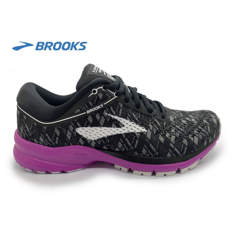 Brooks launch 5 outlet women