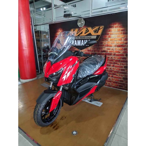 XMAX 250 MATTE SILVER / RED / BLUE / BLACK / GLOSSY YELLOW / WHITE