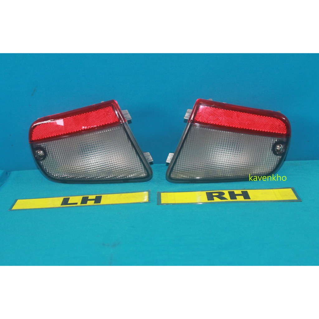 Driver Side Left Rear Bumper Lamp For 1999-2002 Land Rover Discovery II – Allmakes 4x4, Red/Amber