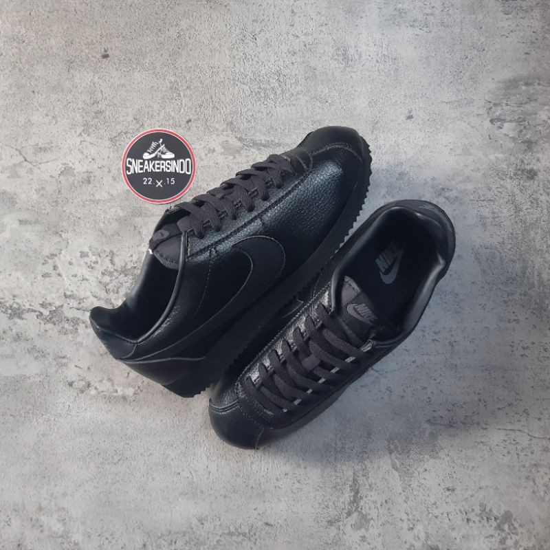 nike cortez classic leather black