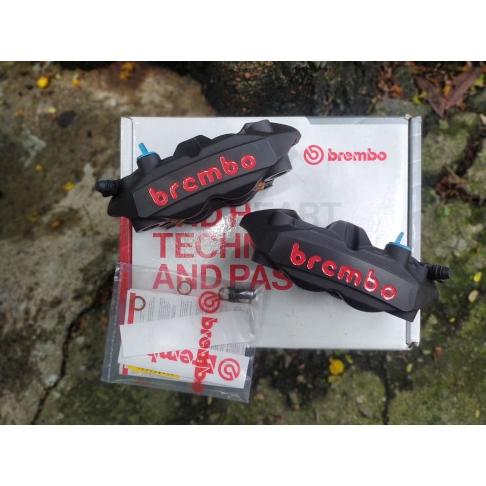 Original Brembo M4 M40 Left Right Set Black Red Logo Universal 100MM