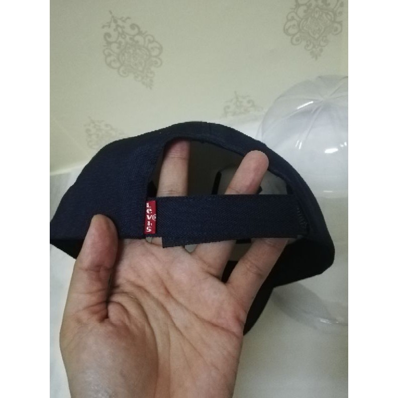 Cap cheap levis original