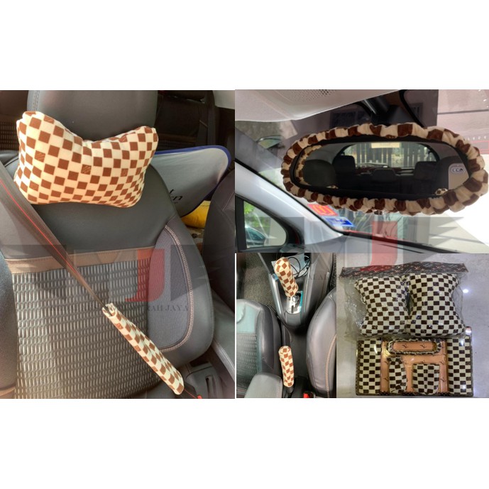 Louis Vuitton Car Neck Pillow 