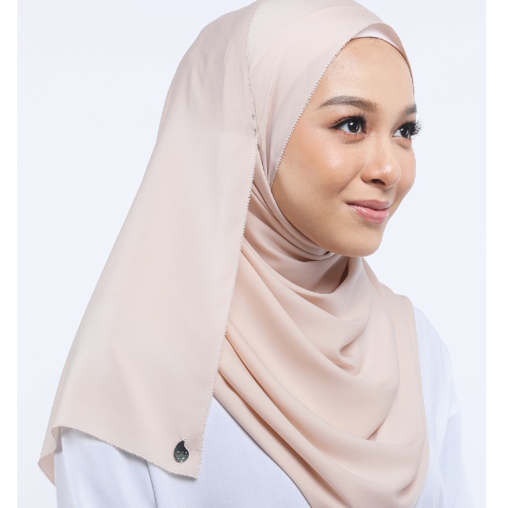 Waarna Essentials: Matte Satin Silk in Edda | Shopee Malaysia