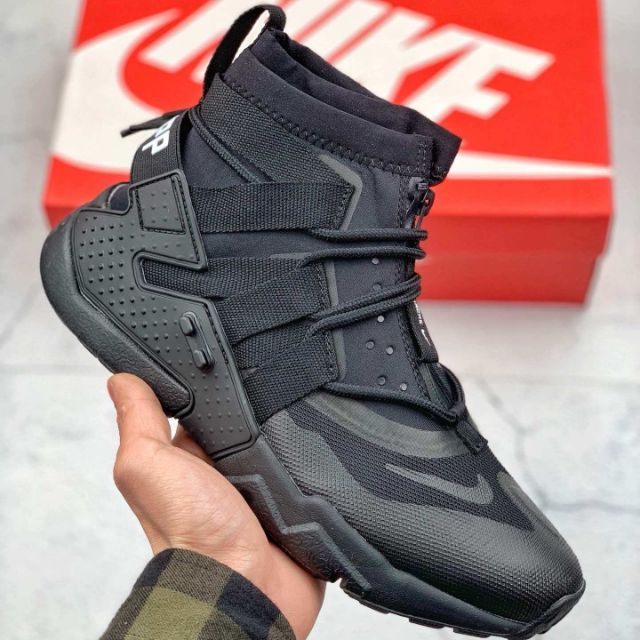 Air huarache gripp triple black clearance