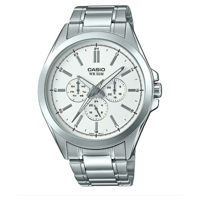 Casio watch with shop sweeping second hand