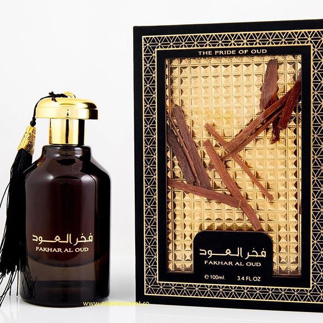 Fakhar al best sale oud parfum