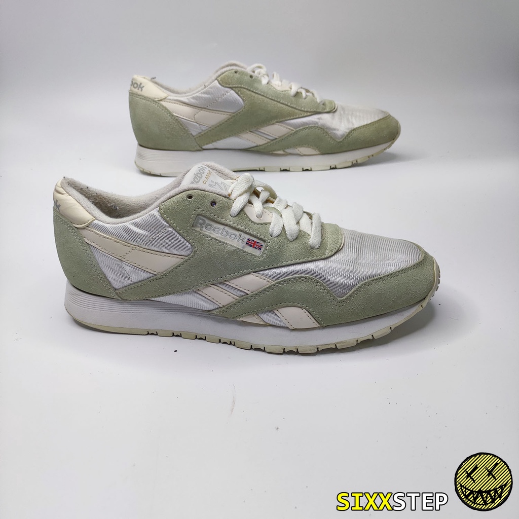 Kasut on sale reebok classic