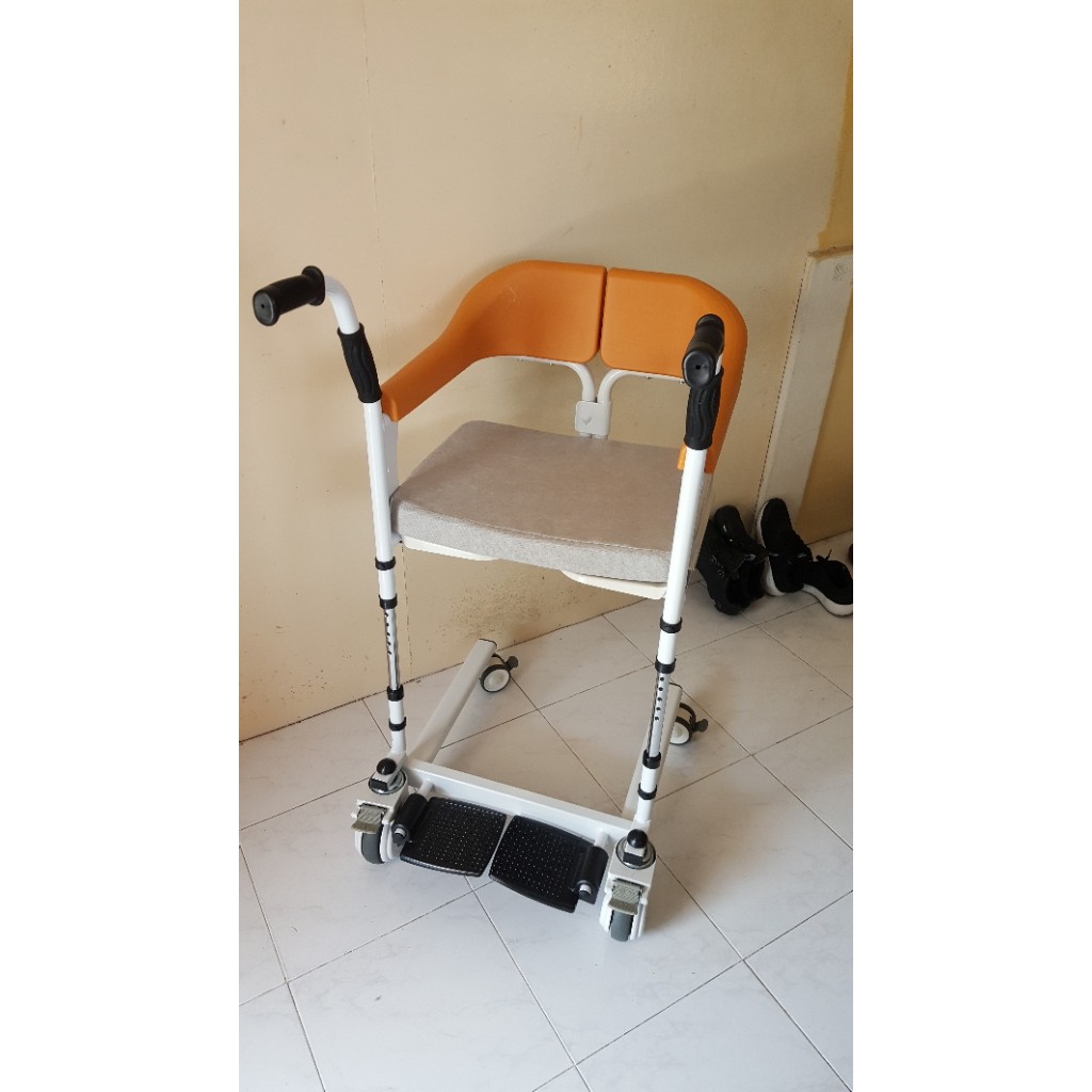(READY STOCK) NURSING MOVING COMMODE BATH WHEELCHAIR Shopee Malaysia