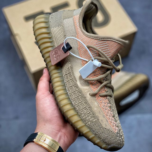 Yeezy hot sale boost nike