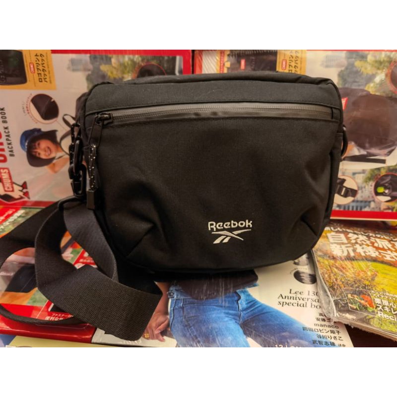 Reebok best sale sling bag