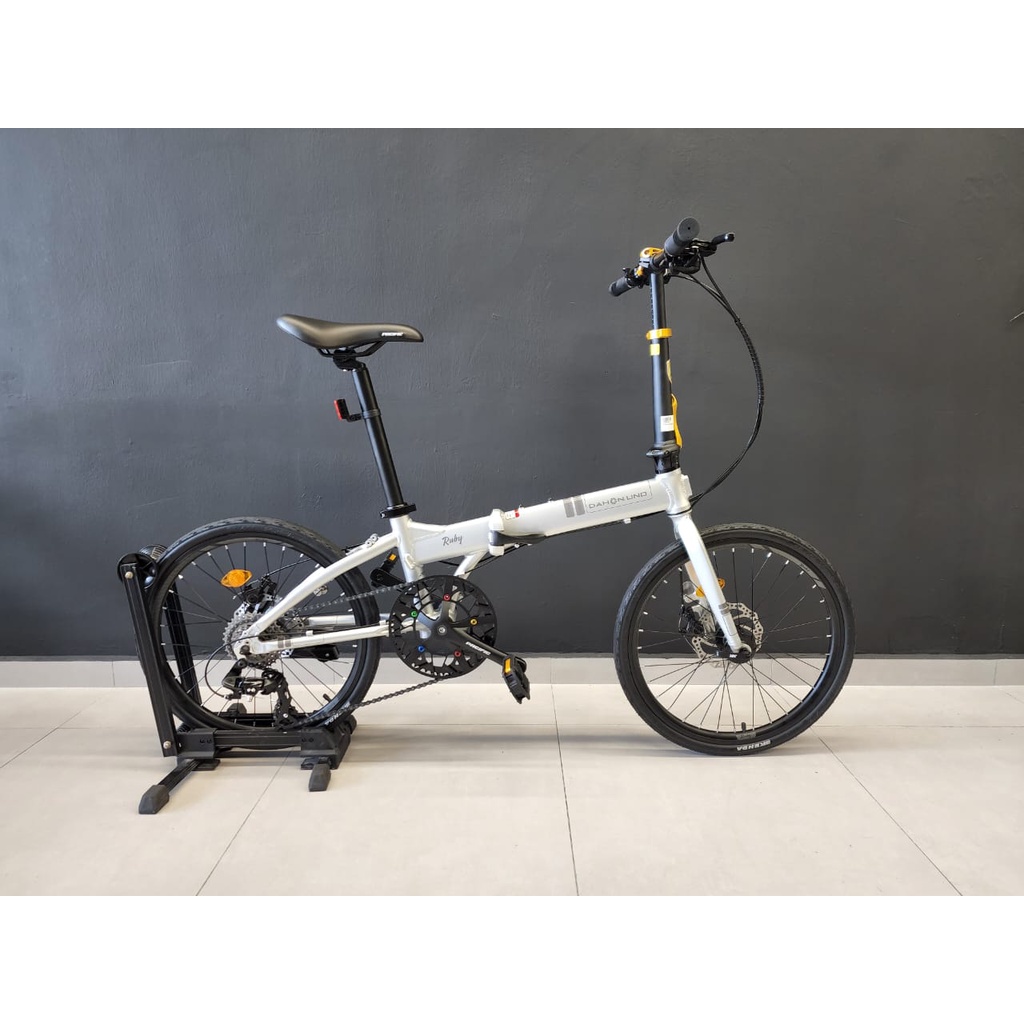 Dahon uno online bike