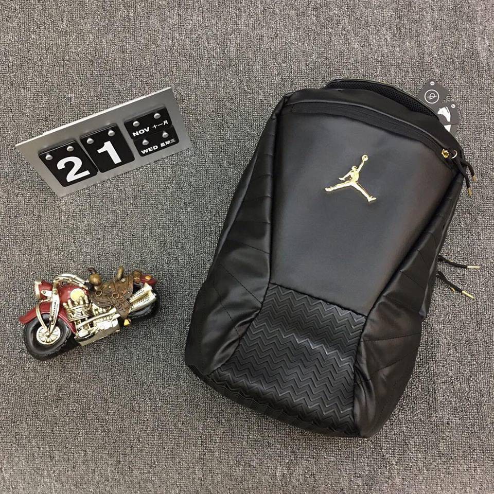 Jordan retro 12 backpack black hotsell