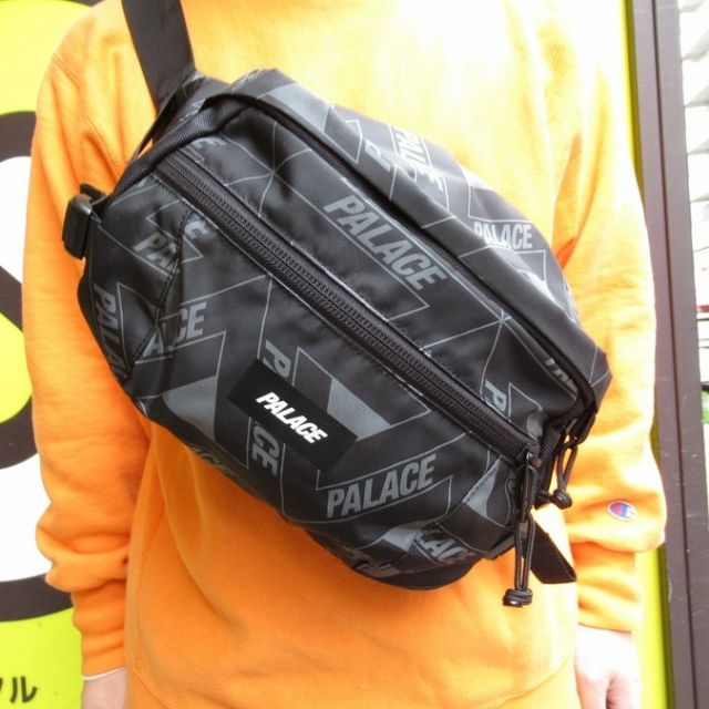 Palace store bag malaysia