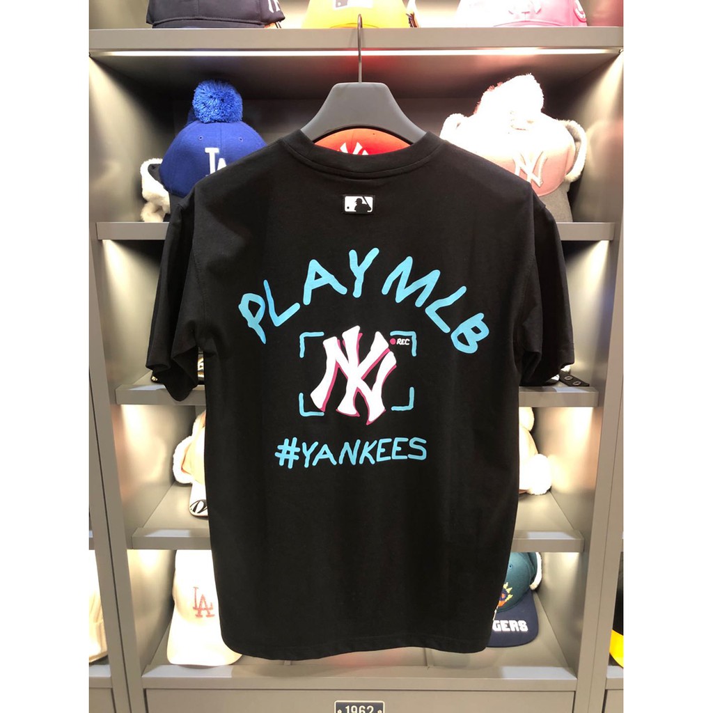 NEW) New York Yankees MLB Korea Sweatshirt, Men's Fashion, Tops & Sets,  Tshirts & Polo Shirts on Carousell