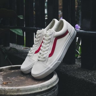 Vans red outlet line