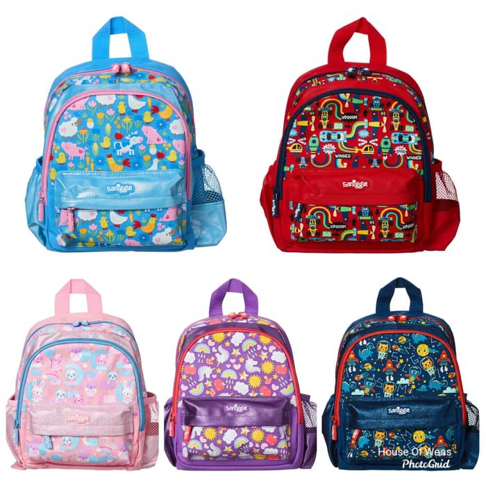 Smiggle best sale backpack size