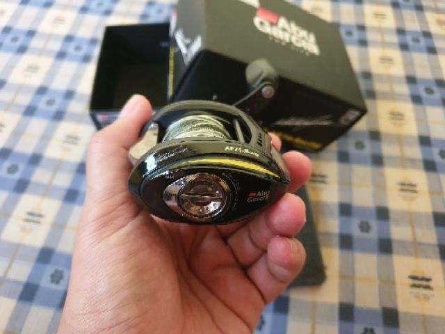 Abu Garcia Revo LTZ AE74-Racing Left Handed Baitcasting Reel