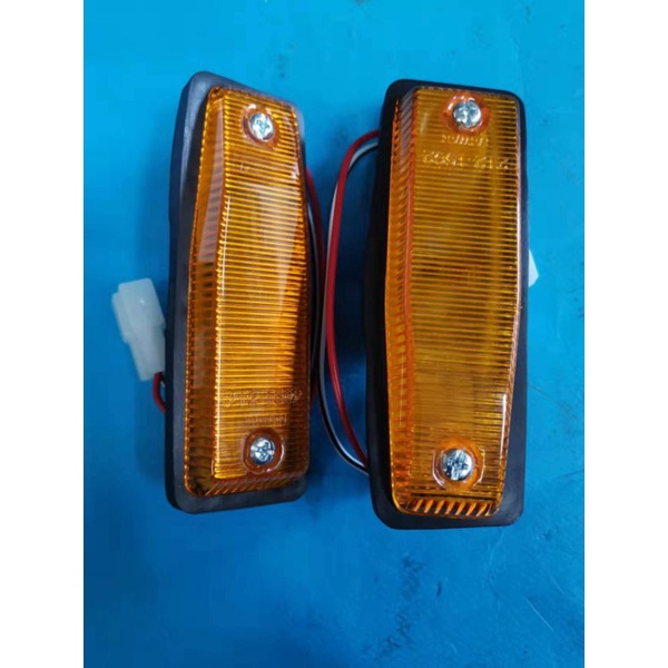 Pair Of New Side Marker Lights For Toyota Corolla KE30, KE35, KE36, TE31 – Clear Lens Lights-603999