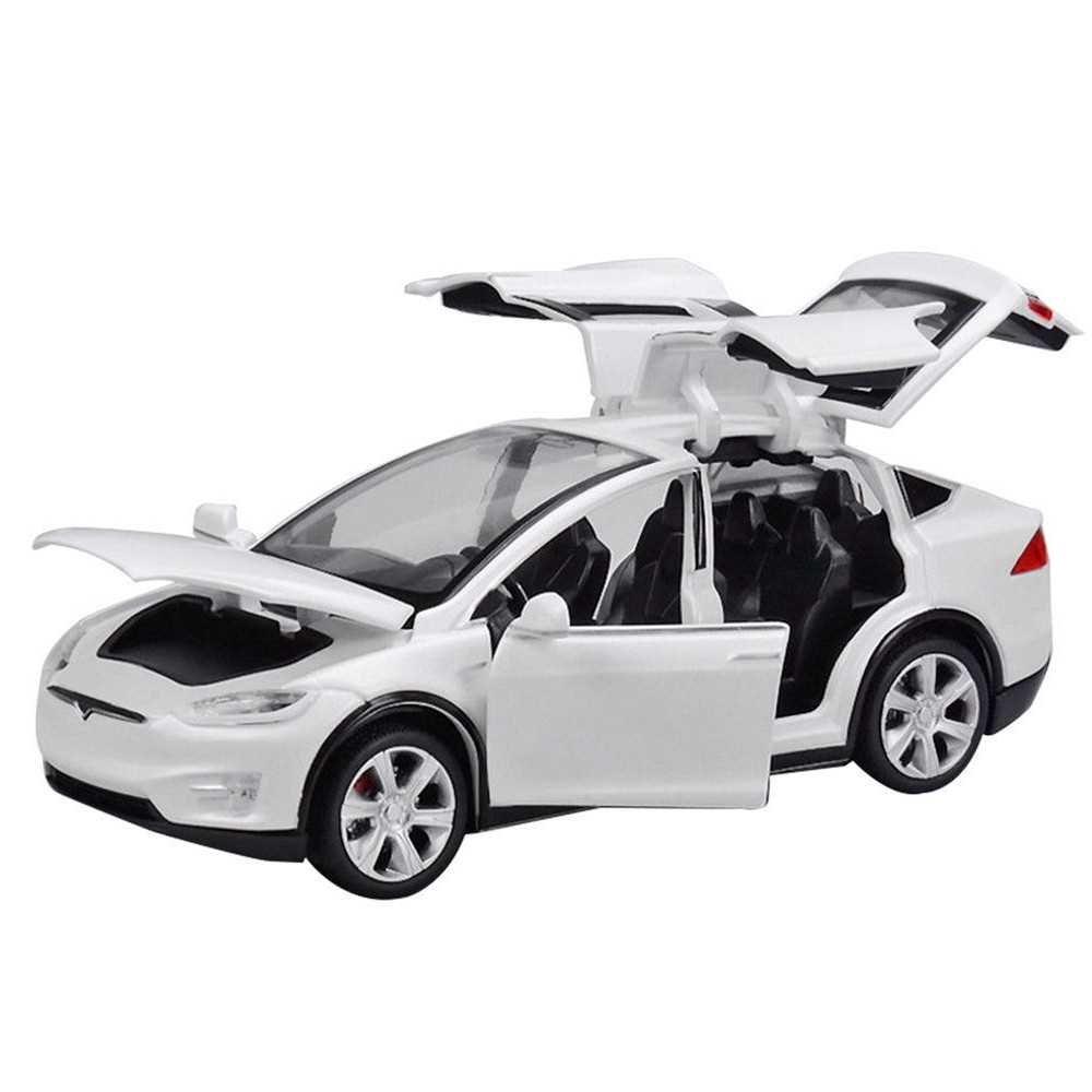 Buy Catzon 1:24 G800 Alloy Car Model With Pull-Back Functionality And Sound Light Effects-Blue