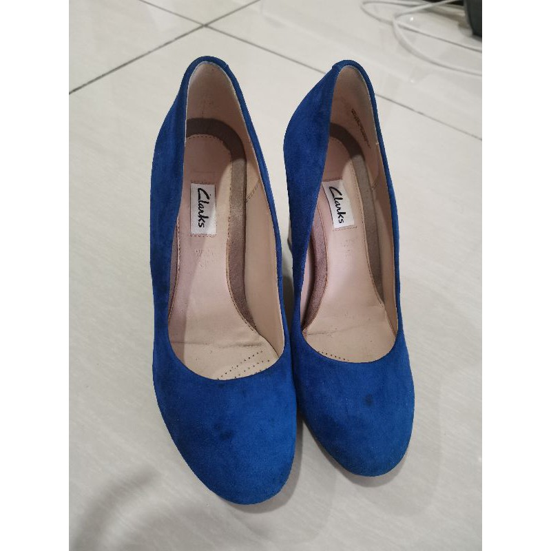 Clarks navy wedge sales shoes