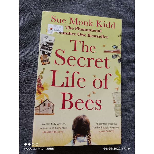 The Secret Life Of Bees By Sue Monk Kidd | Shopee Malaysia