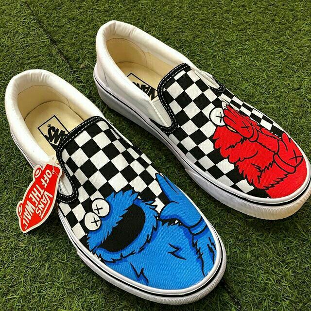 Vans slip on Elmo x KAWS  Custom vans shoes, Vans slip on, Vans