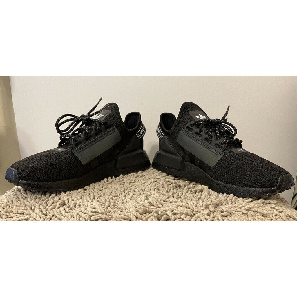 nmd v2 carbon