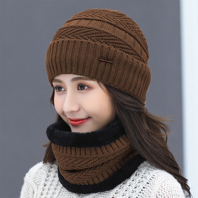 2 Pcs/Set Earprotective Hat Scarf Set for Skiing Protect Face Outdoor