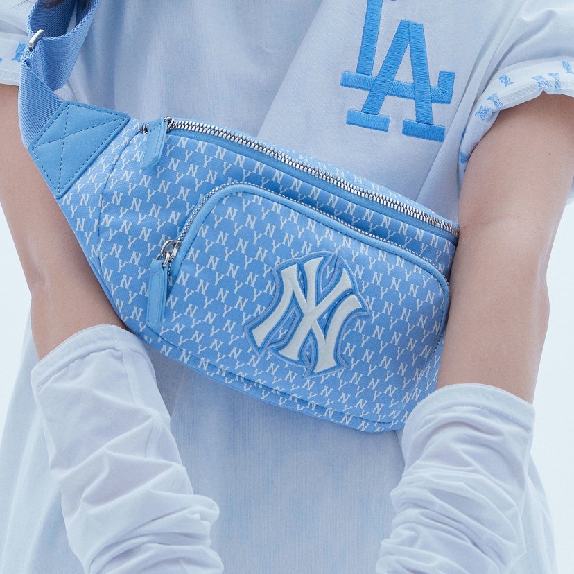 MLB Monogram New York Yankees Hip Sack NY Logo Waist Bag Pouch Bag (Bl –  The Factory KL