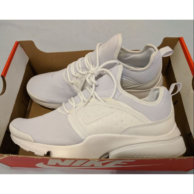 Nike presto fly triple white hot sale