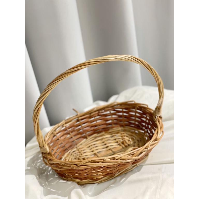 Fruit Basket Woven Rattan Oval Shaped Flower Basket For Flower 