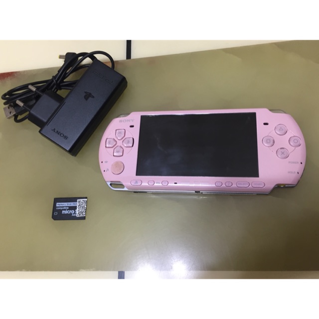 Pink best sale psp 3000