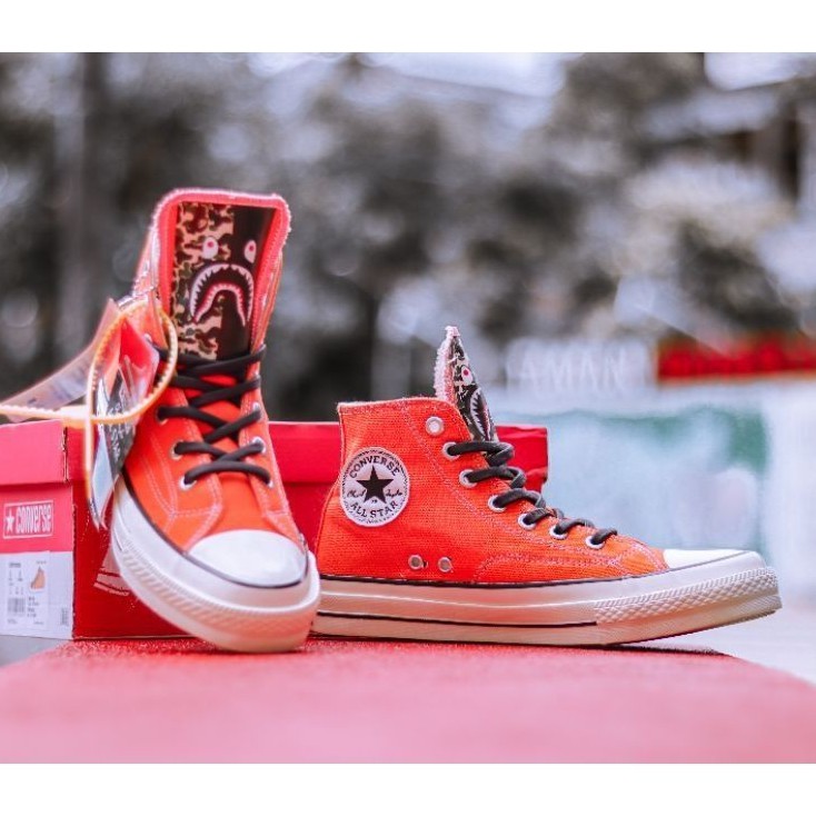 Converse x hotsell gore tex orange