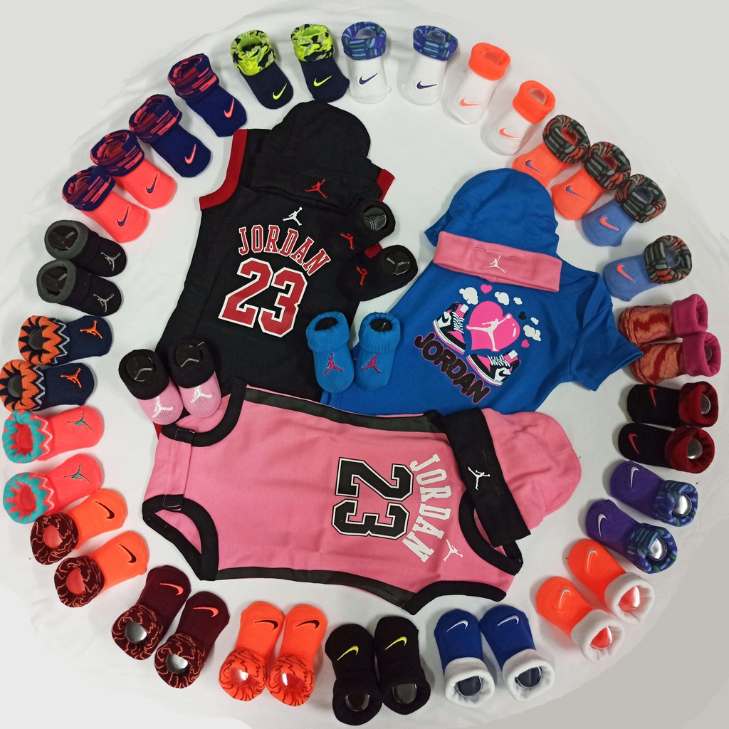 Newborn baby hot sale jordan outfits